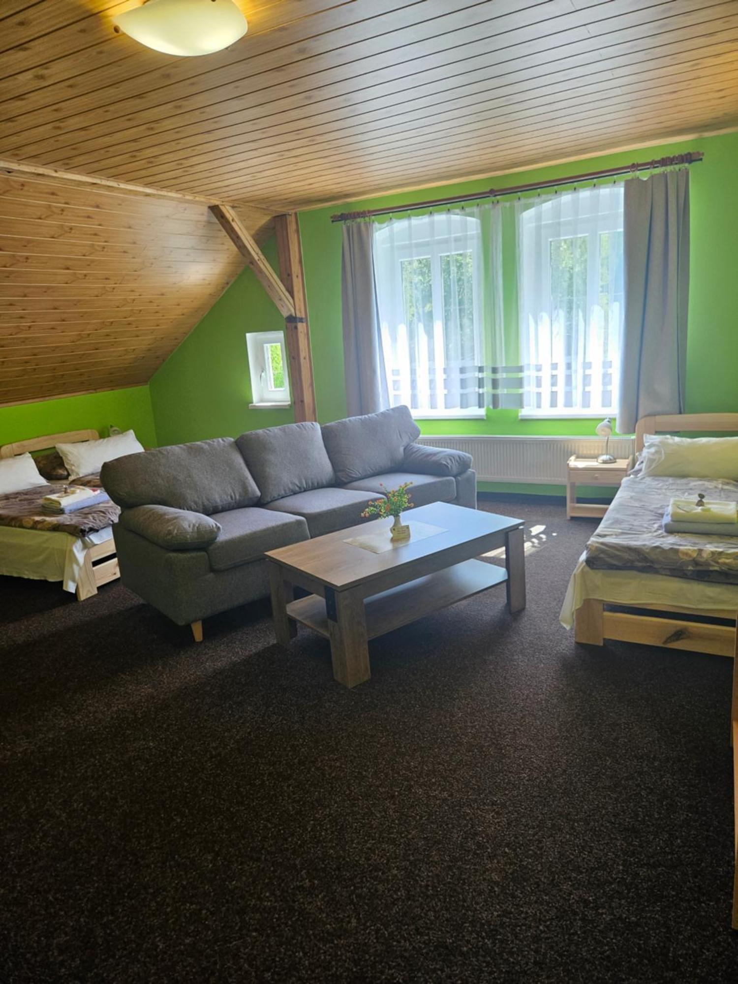 Guest House Pod Lesem Merklin Экстерьер фото