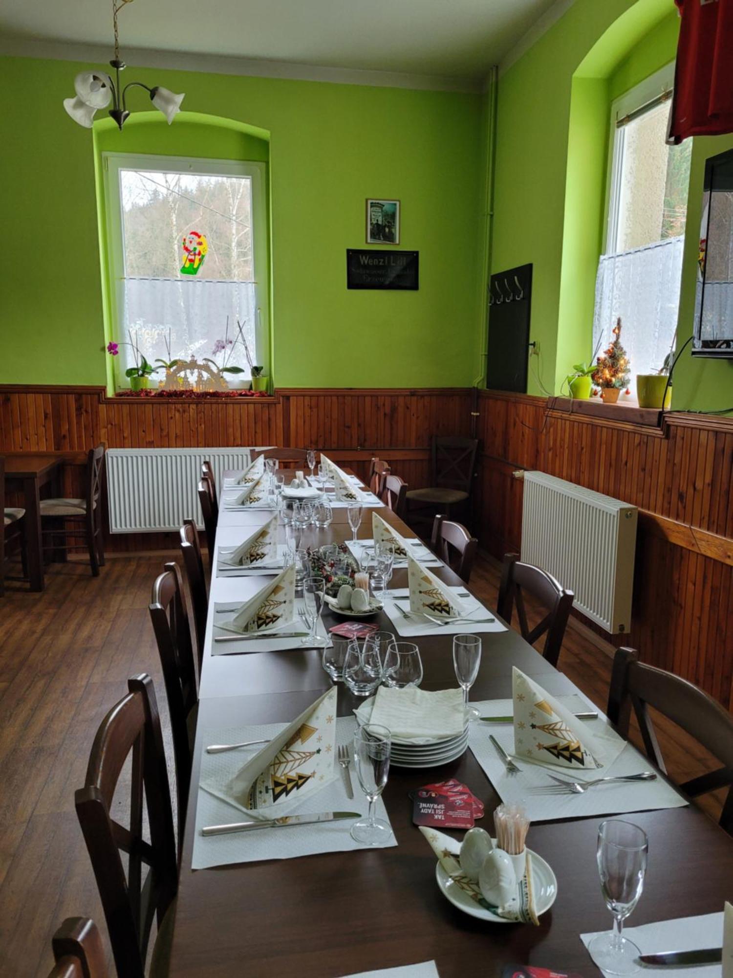 Guest House Pod Lesem Merklin Экстерьер фото